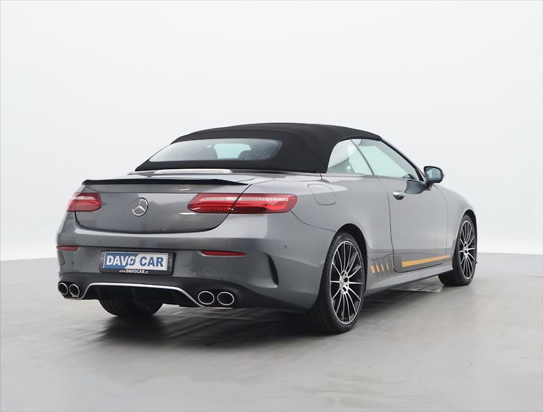 Mercedes-Benz Třídy E 3,0 53 320kW AMG 4Matic+ DPH - fotka 7 z 53