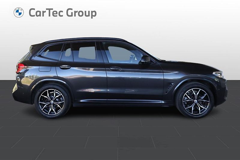 BMW X3 xDrive20d - fotka 4 z 25
