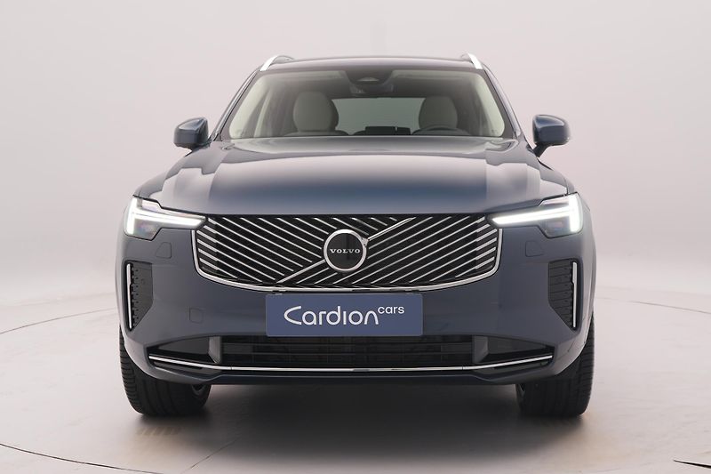 Volvo XC90 (2026) B5 AWD AUT BRIGHT PLUS 7-míst - fotka 16 z 25