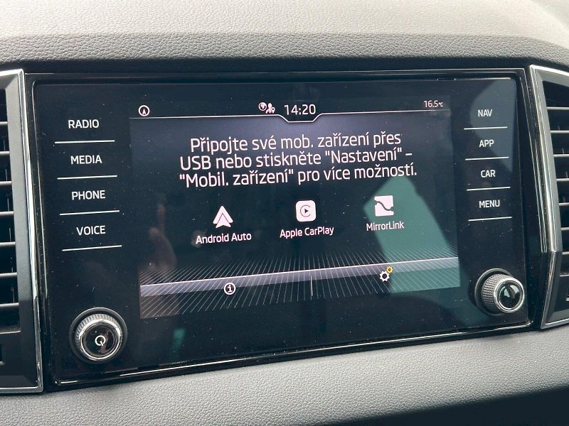 Škoda Karoq (2022) Style PLUS 1.5 TSI 110 kW - fotka 21 z 35
