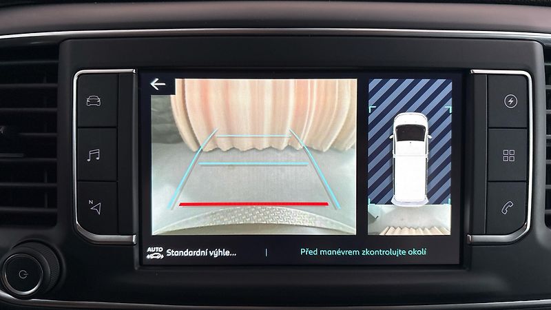 Citroën SpaceTourer 75 kWh AUT Shine - fotka 12 z 29