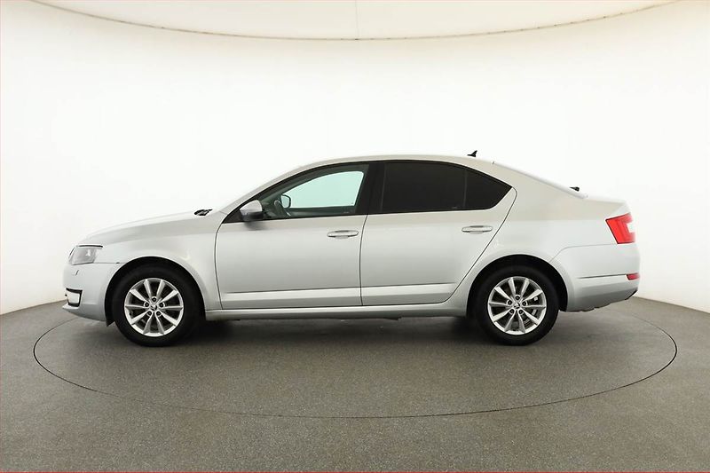 Škoda Octavia (2015) 2.0 TDI, 4X4, Serv.kniha - fotka 3 z 20