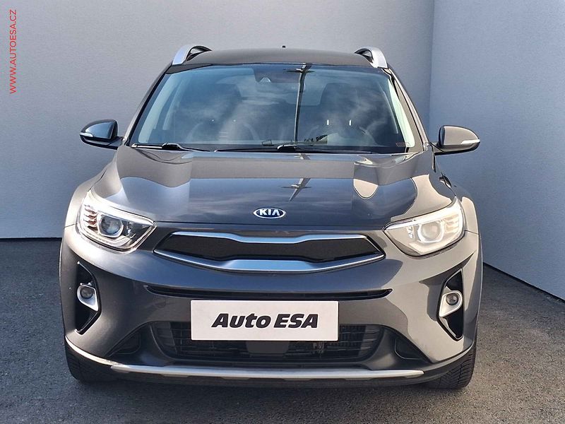 Kia Stonic (2019) 1.6 CRDi, Exclusive, TZ - fotka 2 z 20