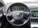 Škoda Octavia (2011) 1.6 TDI, Navi, Tempomat - náhled 17