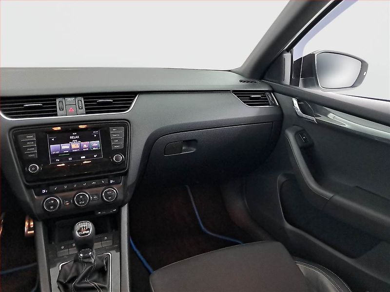 Škoda Octavia (2014) RS 2.0 TDI, Kůže, Navi - fotka 8 z 22