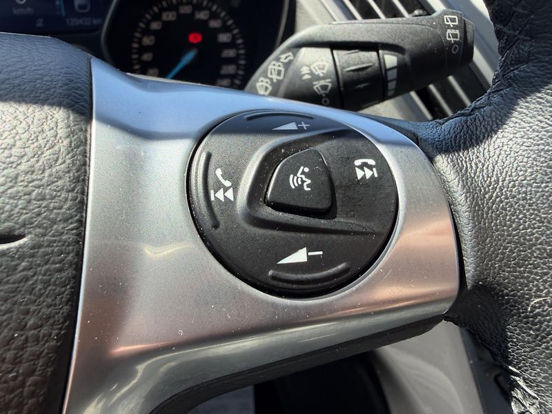 Ford Kuga 1.6 EB TITANIUM ROZVODY TAŽNÉ - fotka 19 z 39