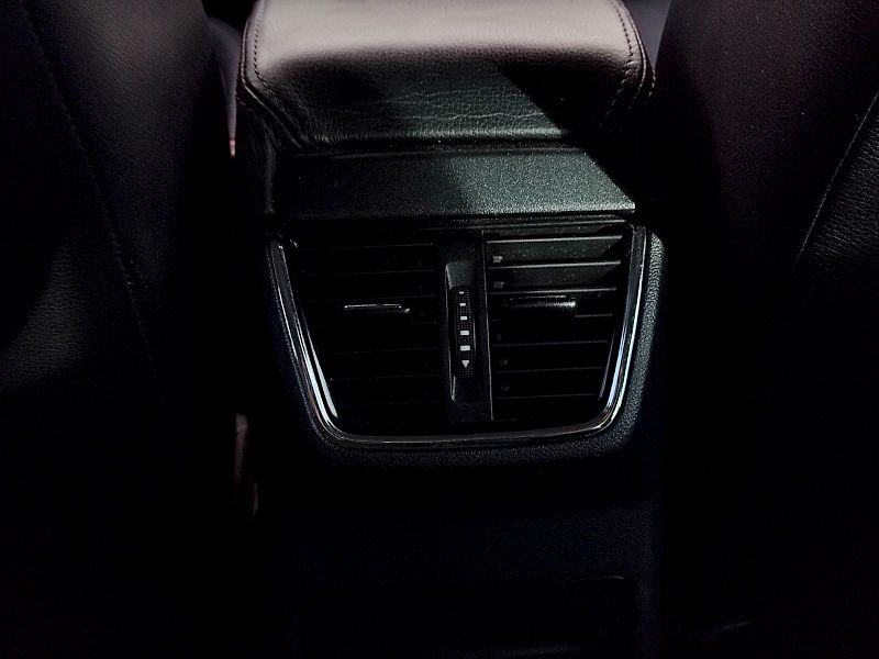 Škoda Octavia (2014) Combi Business 1,6 Tdi 81 Kw - fotka 25 z 33