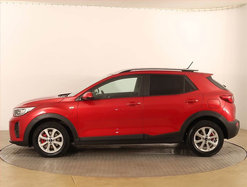 Kia Stonic (2021) 1.2 DPI, Serv.kniha - fotka 3 z 16