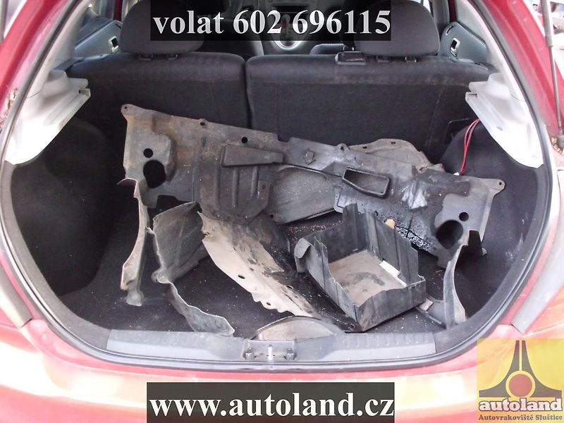 Honda Civic (2002) VOLAT 602 696115 - fotka 7 z 10