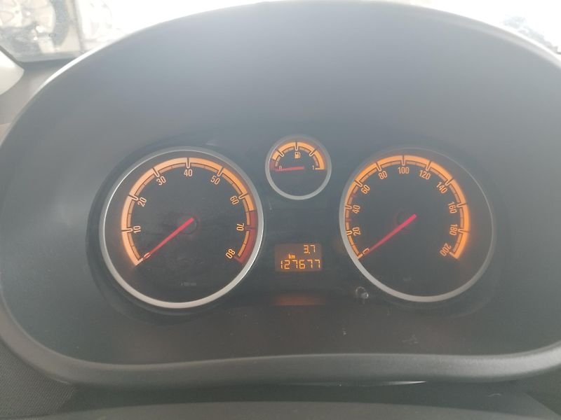 Opel Corsa (2008) 1,4I,66KW,KLIMA,SERVISKA - fotka 17 z 23