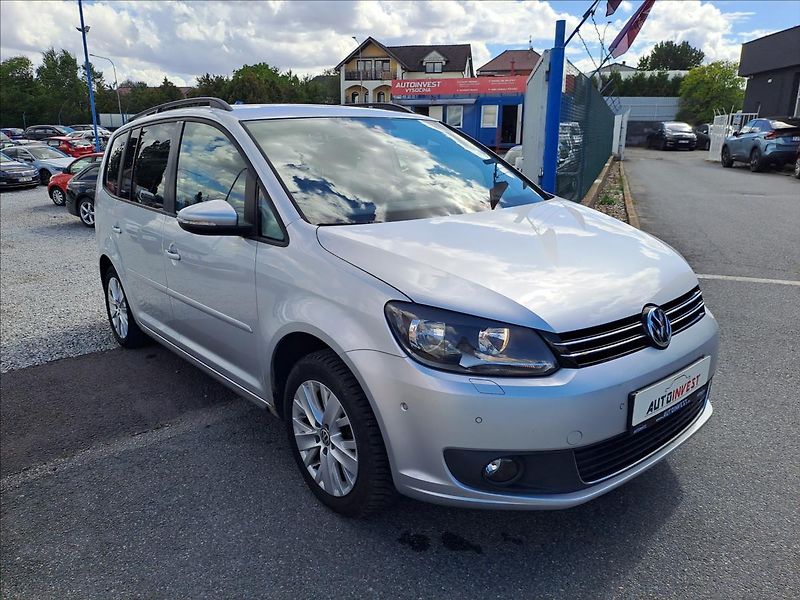 Volkswagen Touran 1,4 i + CNG DSG - fotka 2 z 15