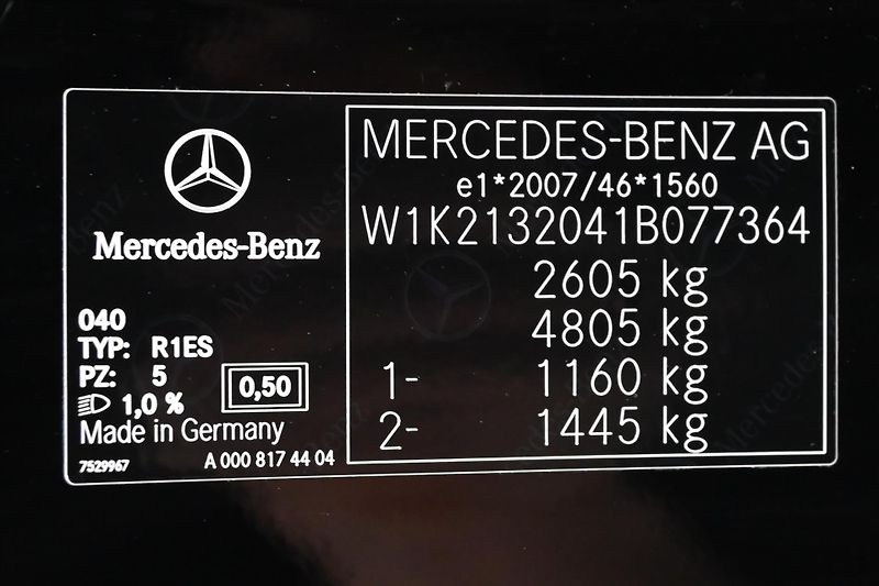 Mercedes-Benz Třídy E 2,0 220D 147kW 9G-TRONIC Záruk - fotka 12 z 30