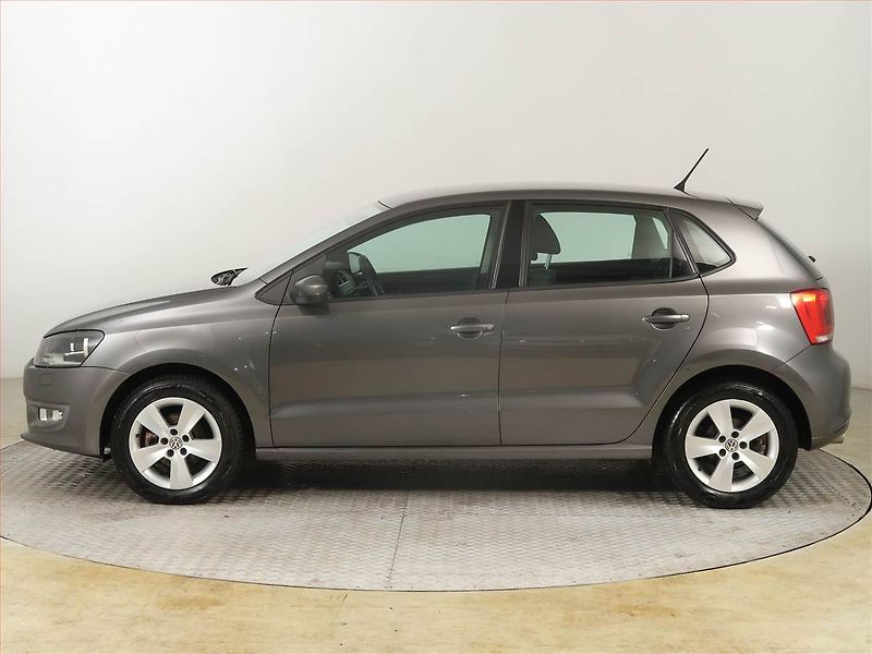 Volkswagen Polo (2009) 1.4, Serv.kniha, Vyhř. sedaček - fotka 3 z 15