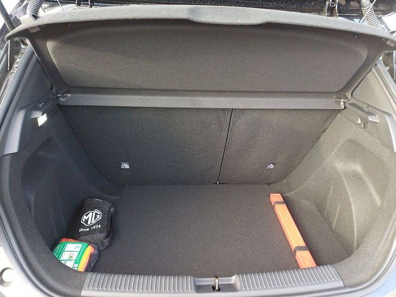 MG MG3 ELEGANCE 1,5l 85 kW - fotka 23 z 25