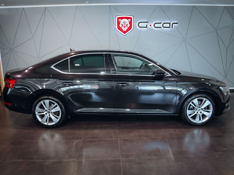 Škoda Superb 2.0TDI 147kW Style 4x4 DSG - fotka 4 z 35