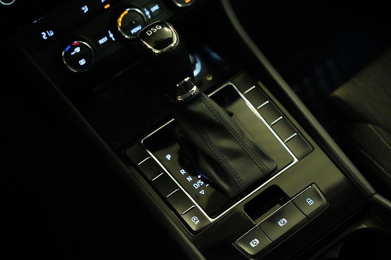 Škoda Superb - fotka 33 z 36