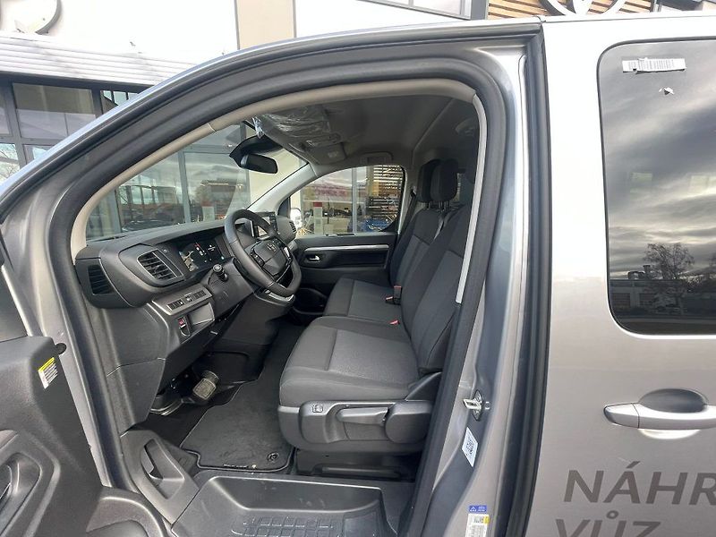 Toyota ProAce Verso 2.0D L2 177HP A/T Business 9 C - fotka 10 z 27