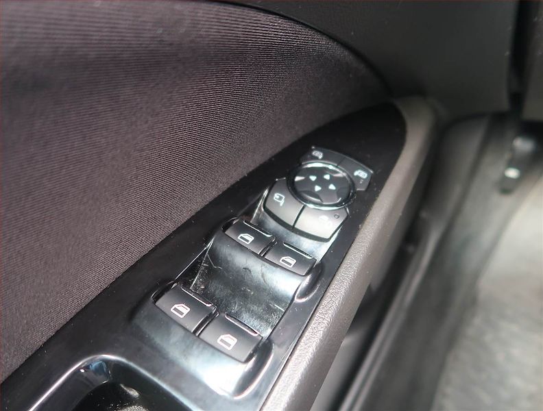 Ford Mondeo (2015) 2.0 TDCI, Navi, Tempomat - fotka 14 z 14