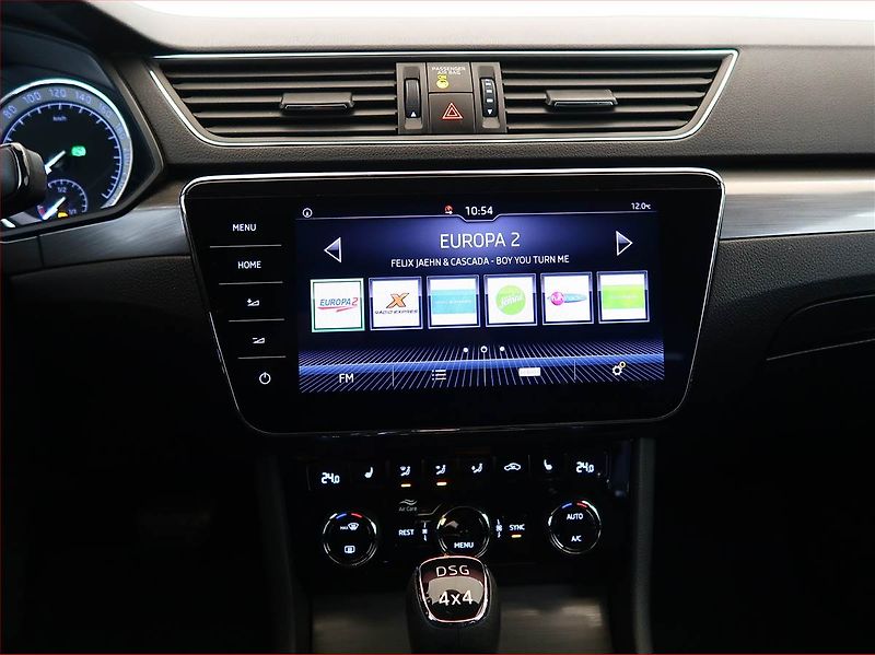 Škoda Superb (2019) 2.0 TDI, 4X4, Automat, Kůže - fotka 12 z 21