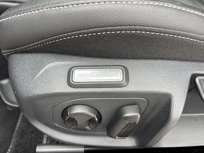 Volkswagen Arteon (2022) 2.0 TDI 110kW R-LINE - fotka 7 z 35