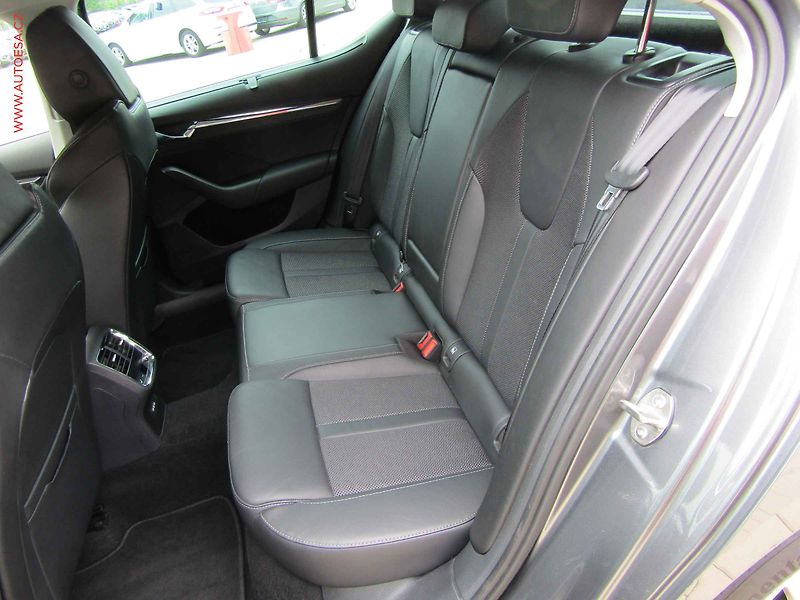 Škoda Octavia (2023) 2.0TDi, ČR, Style, DSG, navi - fotka 10 z 16