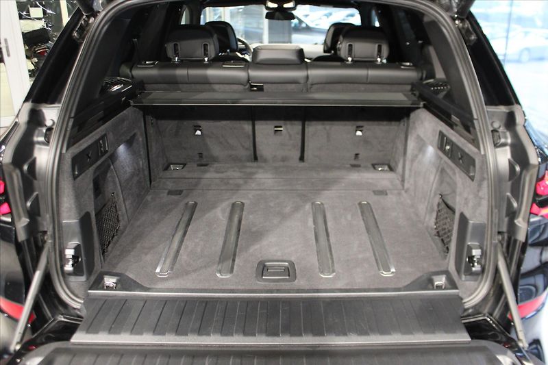 BMW X5 xDrive30d M Sport Pro DAProf/N - fotka 32 z 37