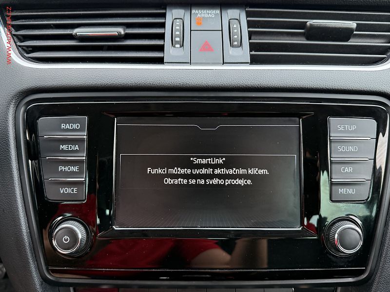 Škoda Octavia (2016) 1.6 TDi, ČR, Style, TZ - fotka 15 z 18