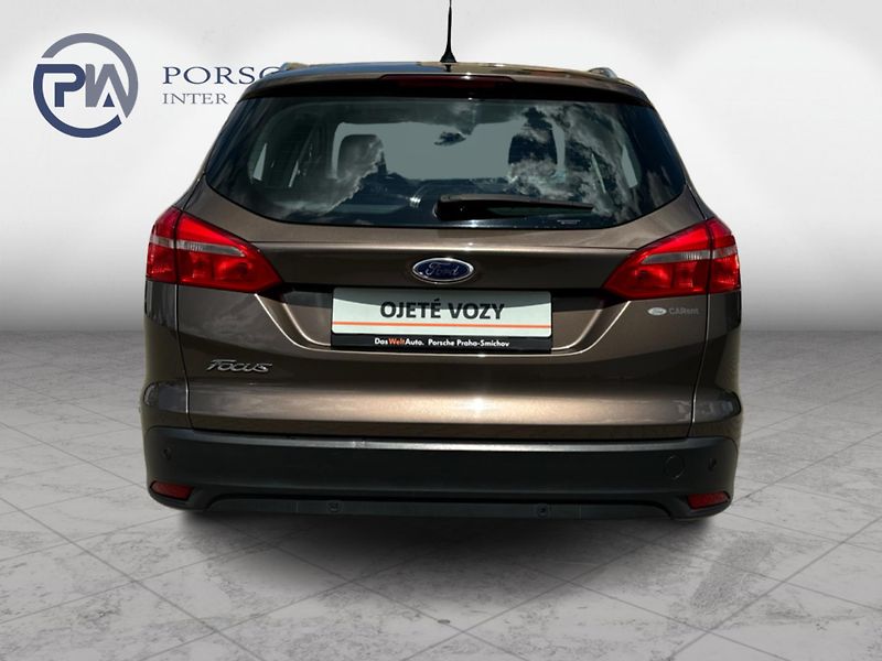 Ford Focus 1.5 TDCI 88KW - fotka 5 z 17