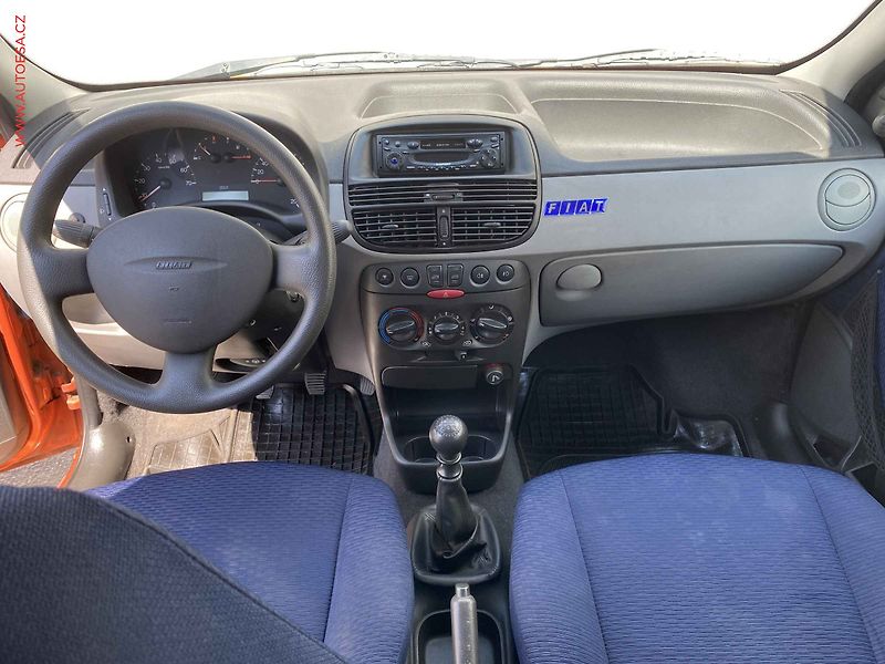 Fiat Punto (2000) 1.2i, ČR, STK7/28 - fotka 8 z 14