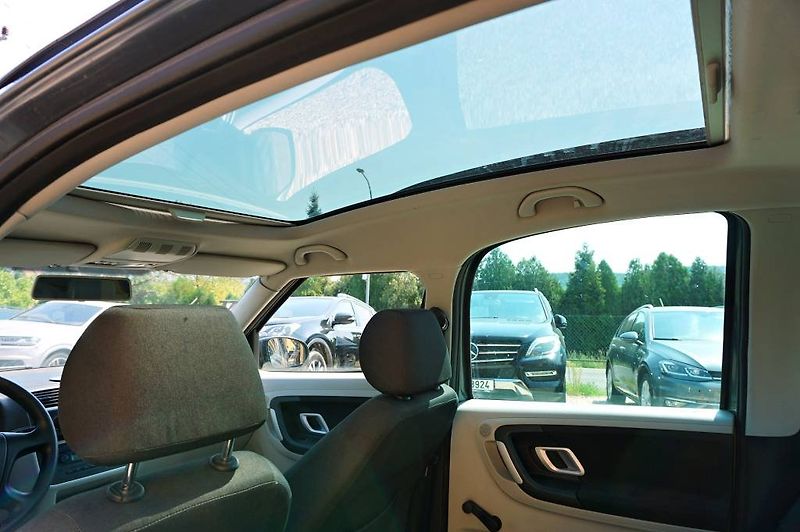 Škoda Roomster (2007) SCOUT 1,6 16V 77 kW - fotka 20 z 36