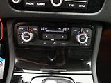 Volkswagen Touareg 3,0 TDI DSG 4M Exclusive 1.Maj - náhled 20