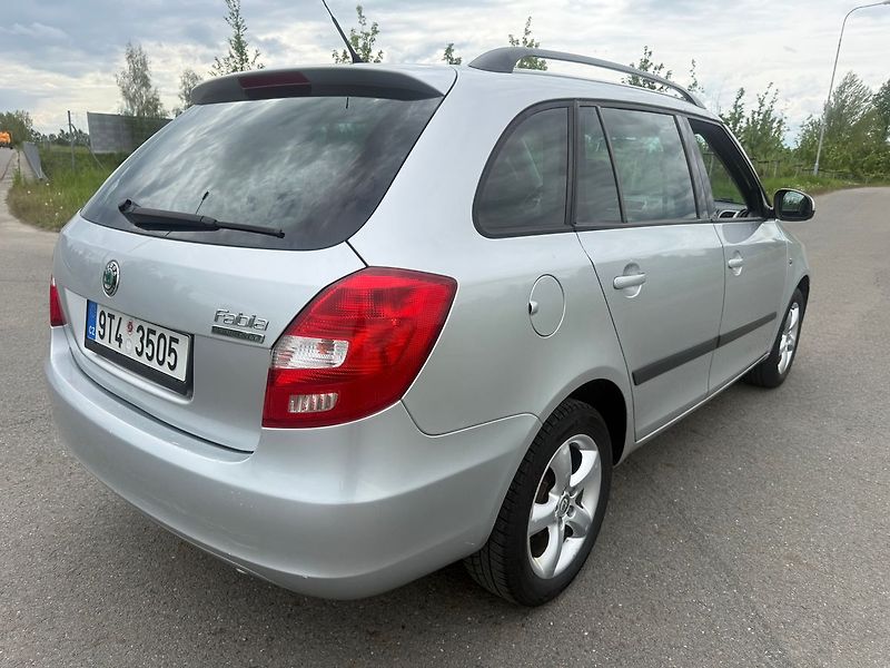 Škoda Fabia 1,2 - fotka 5 z 11