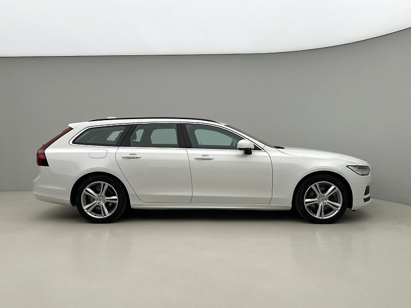 Volvo V90 B4 MOMENTUM AUT  - fotka 10 z 44