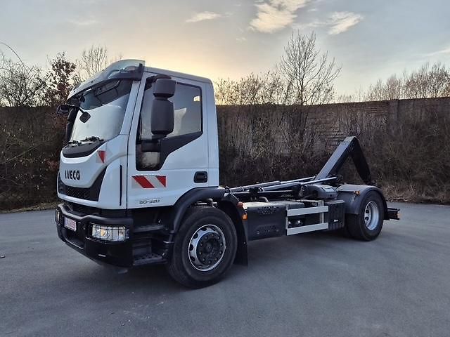 Iveco Eurocargo 180E32 4x2 hákový natahovák - fotka 7 z 15