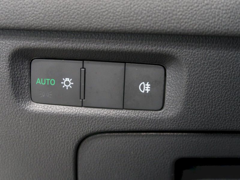 Škoda Octavia (2024) SELECTION 2.0TDI 110KW DSG - fotka 36 z 40