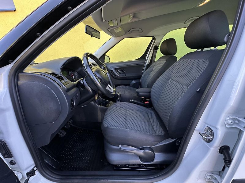 Škoda Roomster (2014) 1.2TSI/63kW * KLIMA * 2.Maj  - fotka 7 z 33