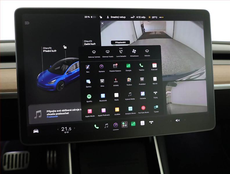 Tesla Model 3 (2019) Long Range 4WD 78kWh, SoH 85% - fotka 17 z 23