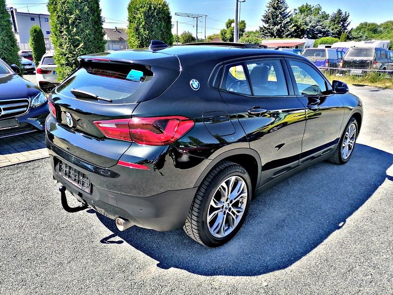 BMW X2 (2020) 2.0 20i 141kW A/T Kůže - fotka 4 z 36