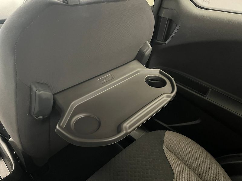 Ford Tourneo Courier Titanium 1.5 TDCi prav.servis - fotka 36 z 44