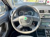 Škoda Fabia (2010) 1.4i 63 kW Klima,Alu stav - náhled 13