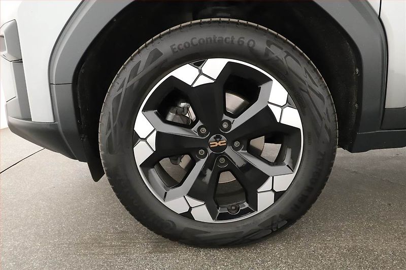 Dacia Bigster (2025) 1.2 MHEV, Extreme, FullLed - fotka 18 z 18