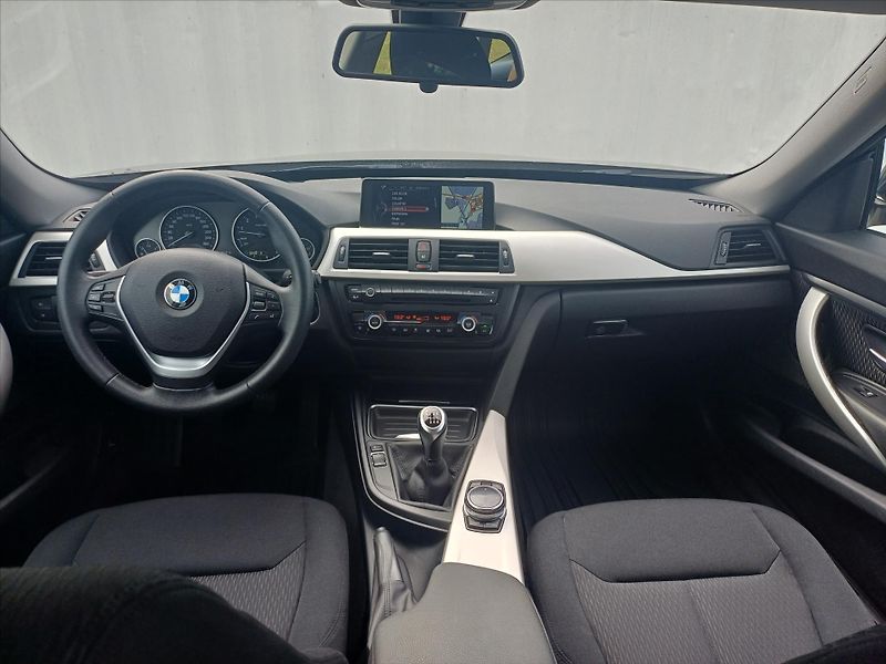 BMW Řada 3 2,0   135Kw XDRIVE GRAN TURISM - fotka 4 z 32