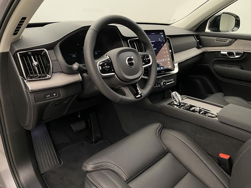 Volvo XC90 (2026) T8 AWD Plug-in DARK PLUS 7m - fotka 26 z 78