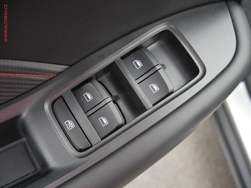 MG ZS (2022) 1.0 TGi, 1.maj,ČR, Exclusive - fotka 15 z 28