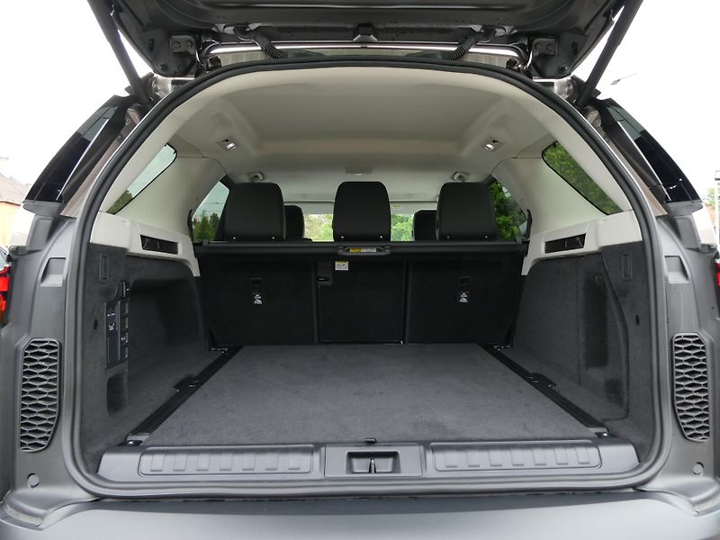Land Rover Discovery (2026) 5 3,0  S D250 - fotka 34 z 39