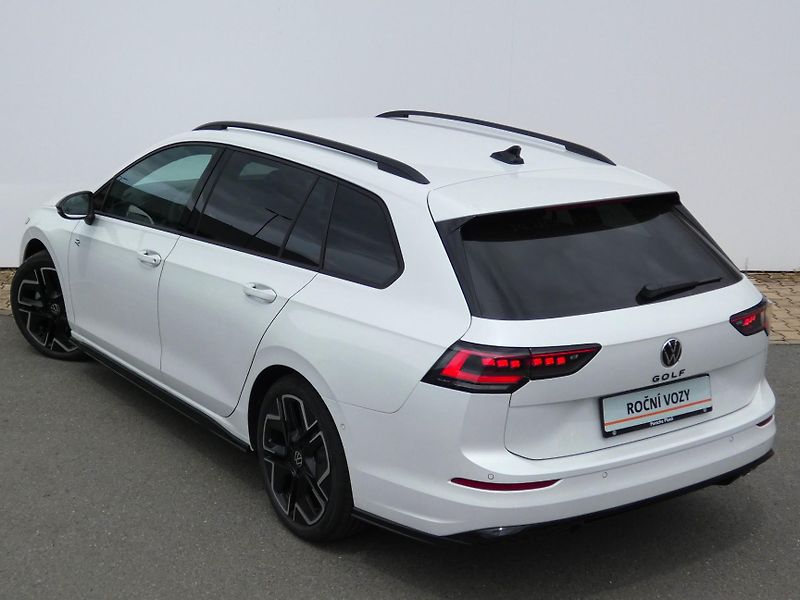 Volkswagen Golf Variant R-Line People 2,0 TDI - fotka 14 z 30