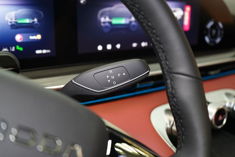 Omoda Ostatní 1.5 T-GDI 3DHT AWD PREMIUM - fotka 31 z 52