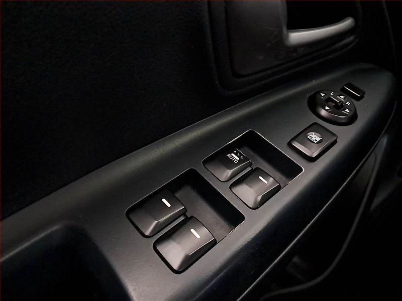 Kia Rio (2015) 1.25 CVVT, Tempomat - fotka 17 z 18