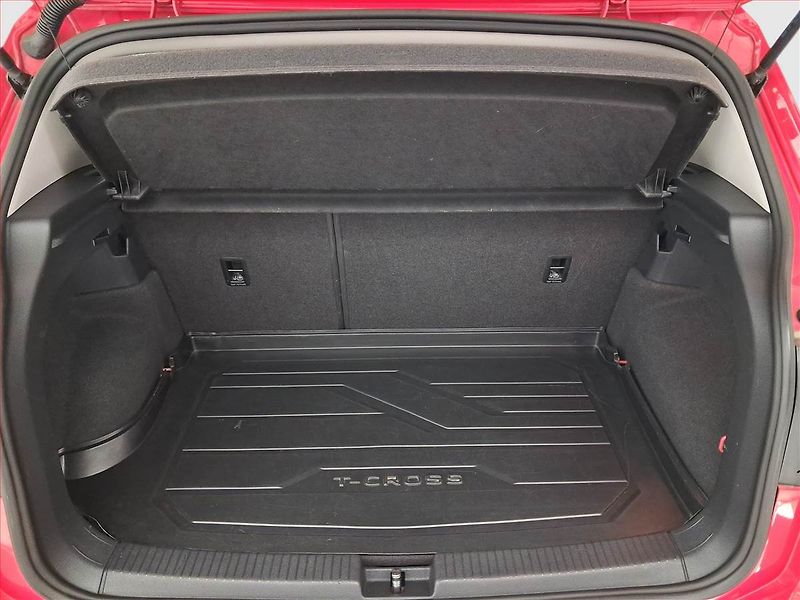 Volkswagen T-Cross (2019) 1.0 TSI, Serv.kniha, Kůže - fotka 13 z 25