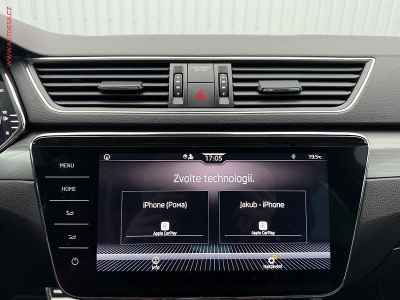 Škoda Superb (2021) 2.0 TDi, Style, DSG, LED - fotka 17 z 21